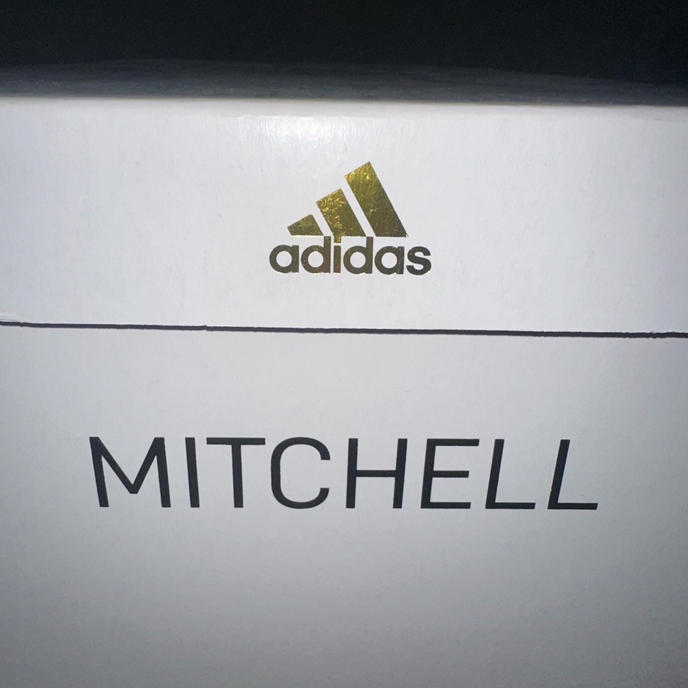D.O.N Mitchell Issue 4s - Picture 7 of 9
